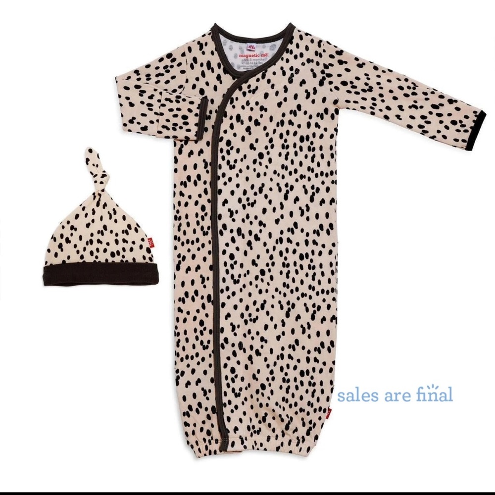 Magnetic Me Spot On magnet gown
